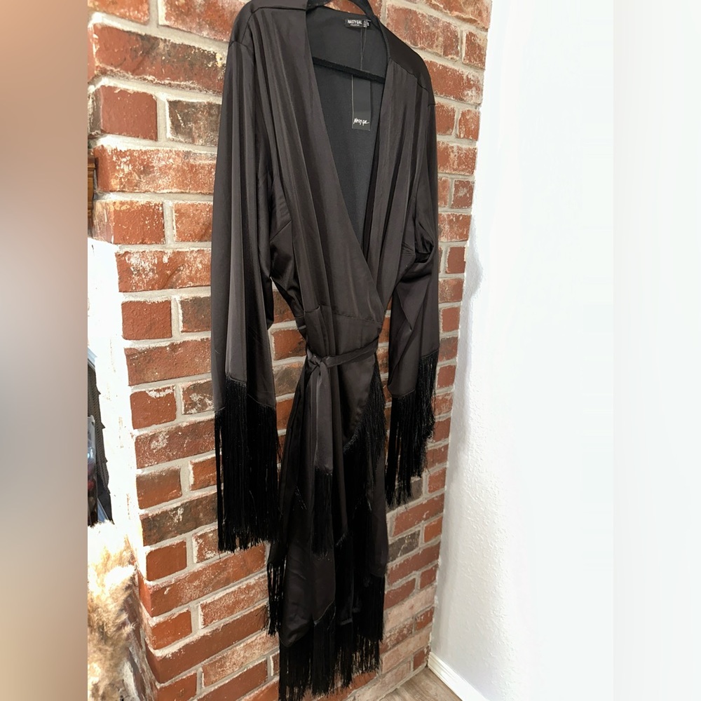 🔥 Nasty Gal | Black Plus-Size Satin Wrap Dress 🔥